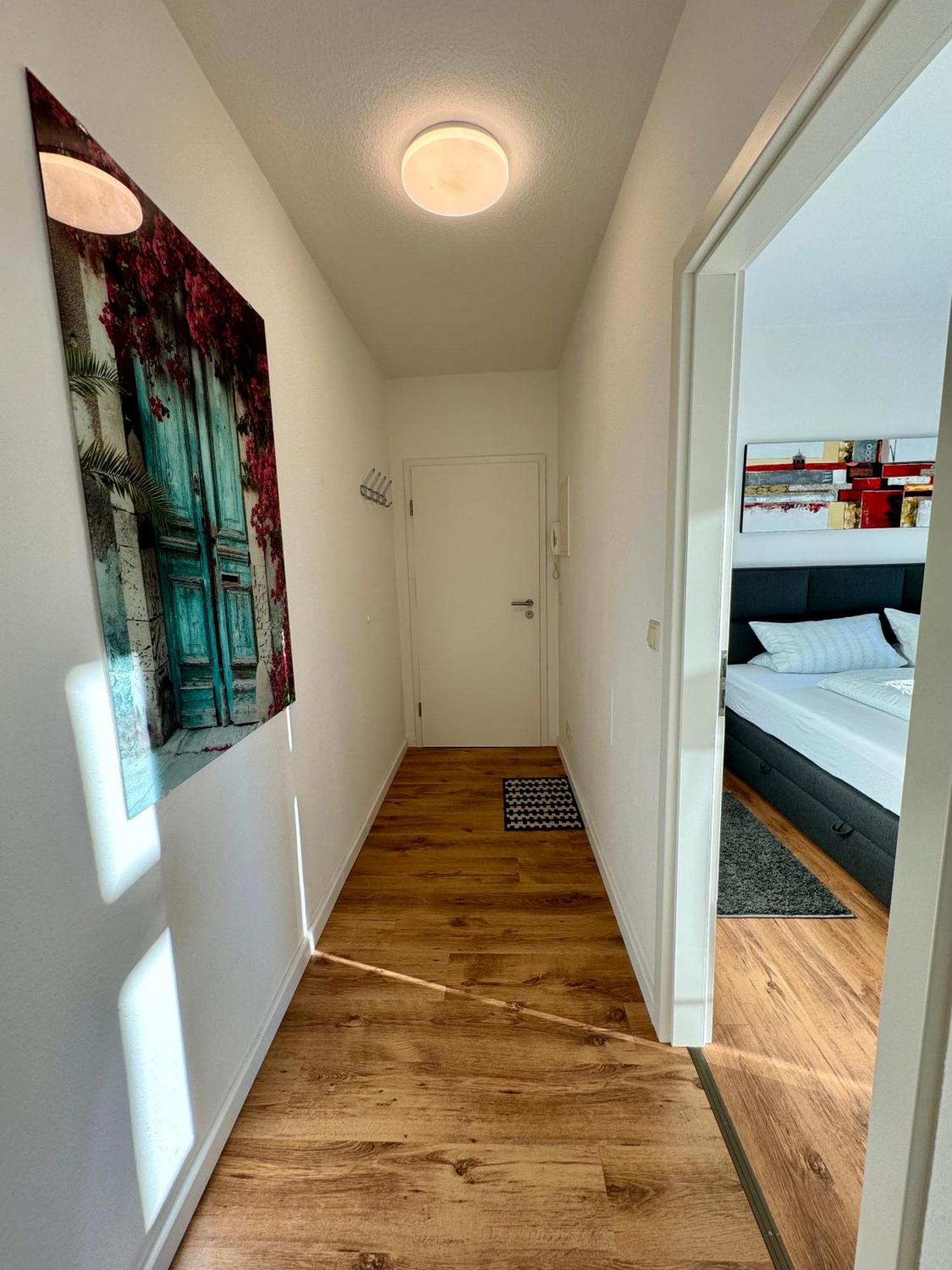 Schicke Wohnung Im Gruenen Hinterhof Schwerin  Bagian luar foto